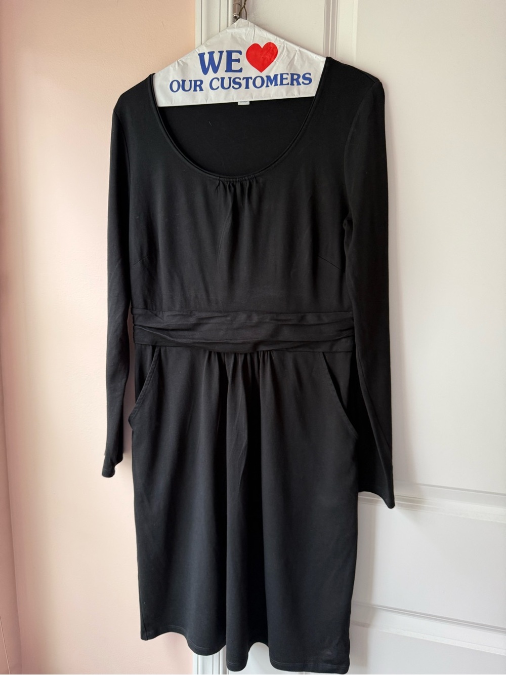 Boden Black Long-Sleeve Scoop-Neck Midi Dress with Pockets